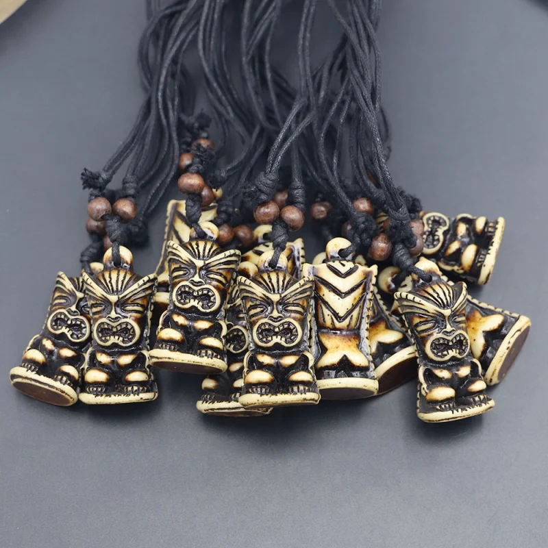 

Popular Bone Ornament Wholesale 10pc set American Men's Tree Finger Tiki Necklace TikiStatue Pendant Necklace Swea