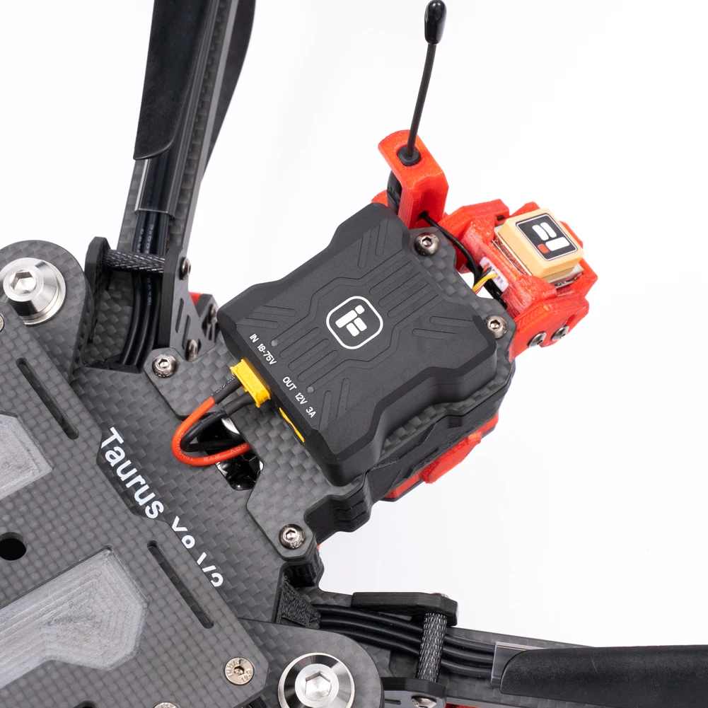 iFlight Taurus X8 V3 FPV Drone, the integrated TPU landing gear provides sufficient height for most terrain and offers some protection on harder landing