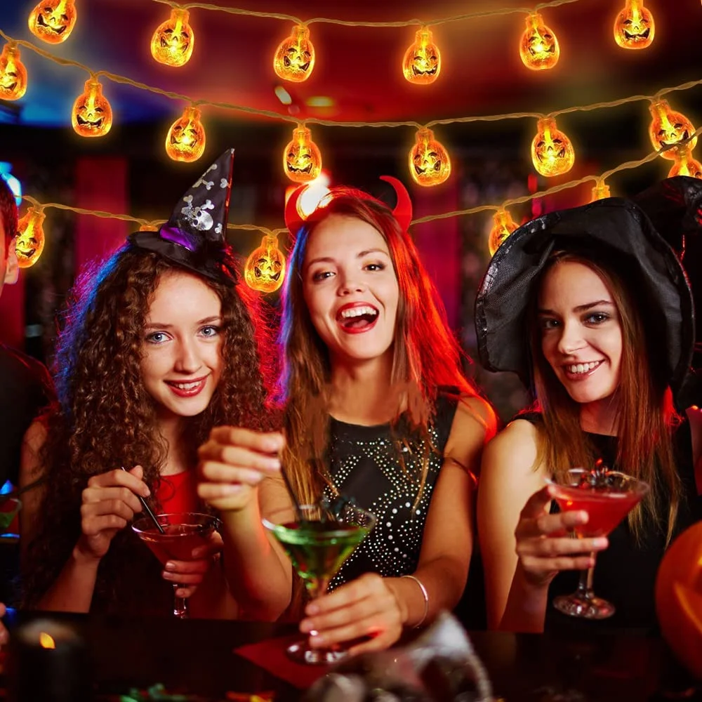 Рисунок 5 - Гирлянда в виде тыквы на Хэллоуин