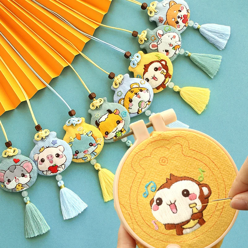 Chinese Zodiac Cross Stitch Omamori Tassel Diy Embroidery Purse Needle Minder Kit Threads for Knitting Fabric Needlework Jewelry