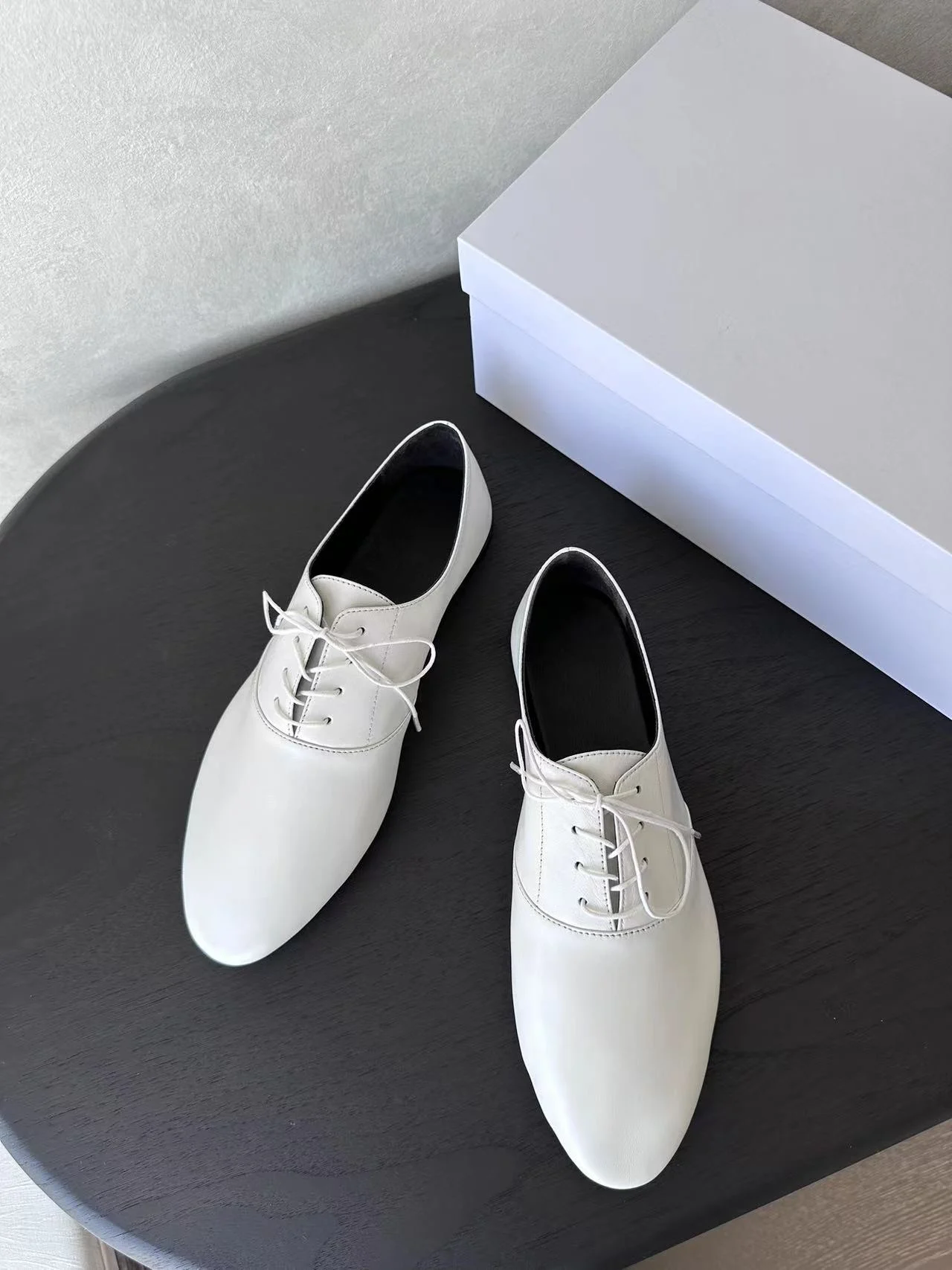 TR Awar Lace Up Shoes In Smooth Nappa Leather High Quality Almond Shaped Oxford Shoes 2025 New Luxury Design Shoes For Women 4
