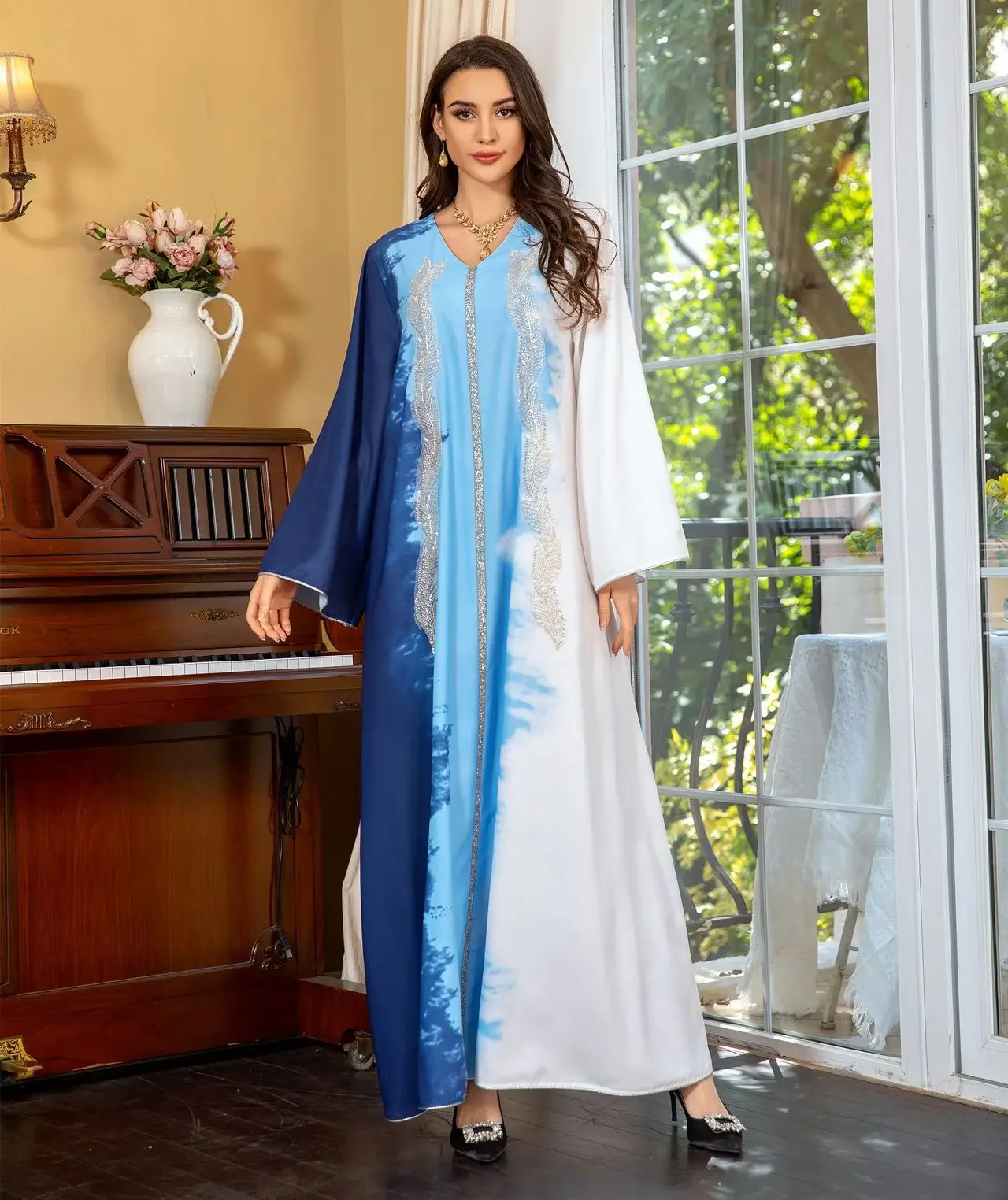 

Spliced Color Abaya Embroidery Robe Beading Diamonds Evening Long Dress Muslim Women Casual Jalabiya V-neck Loose Gown Islam Eid