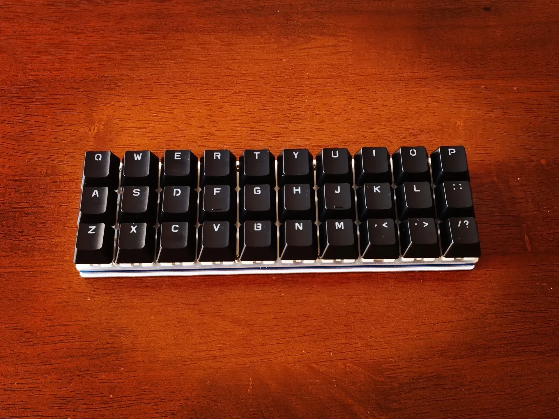 30-40% 自作キーボード 40%サイズの自作キーボードを作った - 機嫌を損ねたシェフの