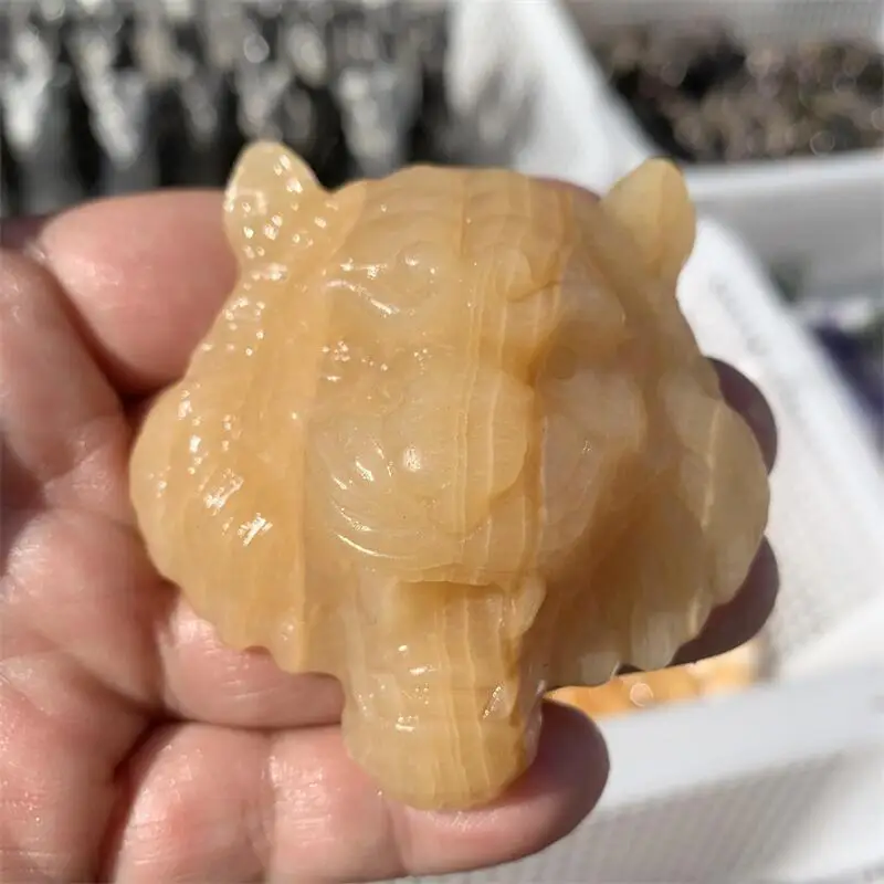 

High Quality Crystal Tiger Carving Used As A Home Decoration Or Birthday Present For Good Friend