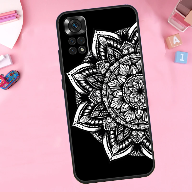 Elegant Mandala Floral Design Phone Case Cover