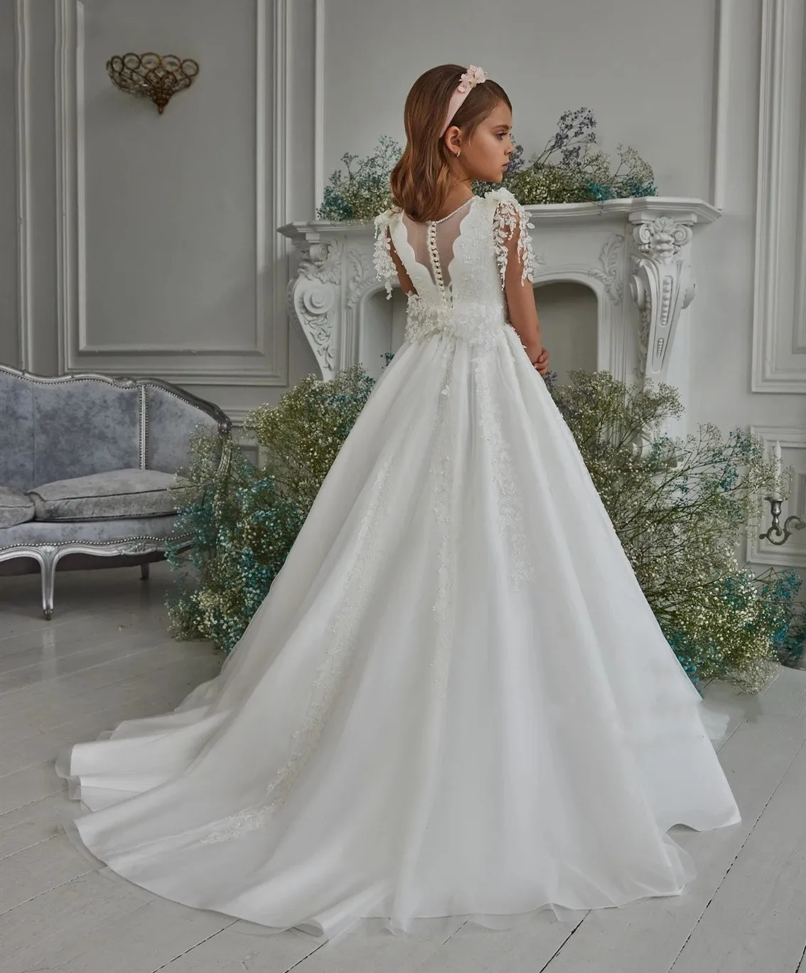 

A+A+White Tulle Lace Gorgeous Flower Girl Dresses Satin A Line Floor Length Custom Made Boho First Communication Dress