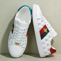 High Quality Brand Men's Skate Shoes Fashion Bee Embroidery Man Shoes Luxury Skateboard Shoes Men Flat Shoes zapatos para hombre