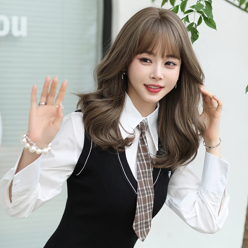 Длинные волнистые женские серые