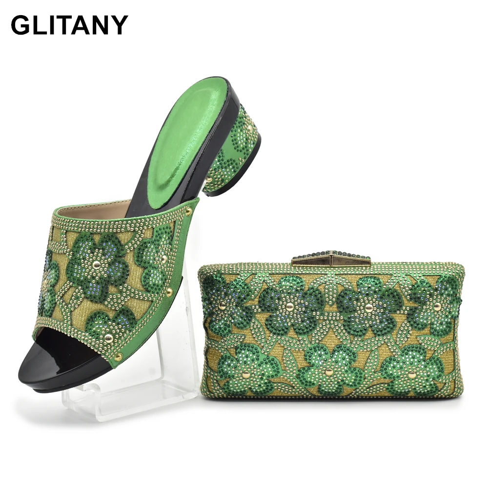 

Комплект из туфель и сумок зеленого цвета в нигерийском стиле