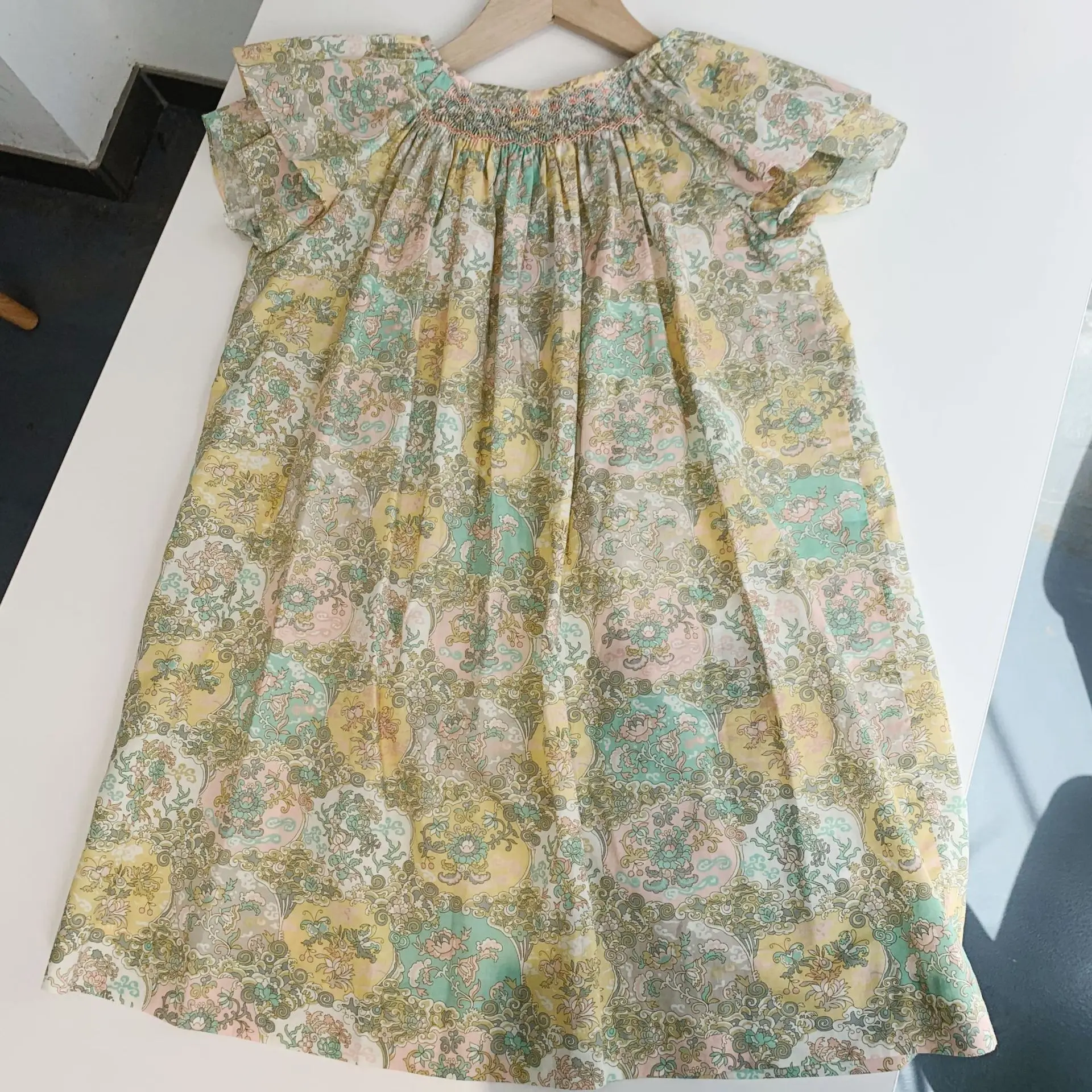 

Baby Clothes Retro high quality hand-painted flower print flying sleeve dress cotton lovely girls clothes kids dresses