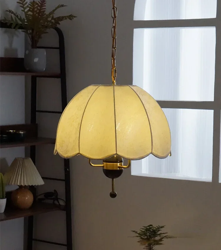 

Mid-Ancient American Retro Restaurant Bedroom Fabric Craft Printed Pastoral Chandelier