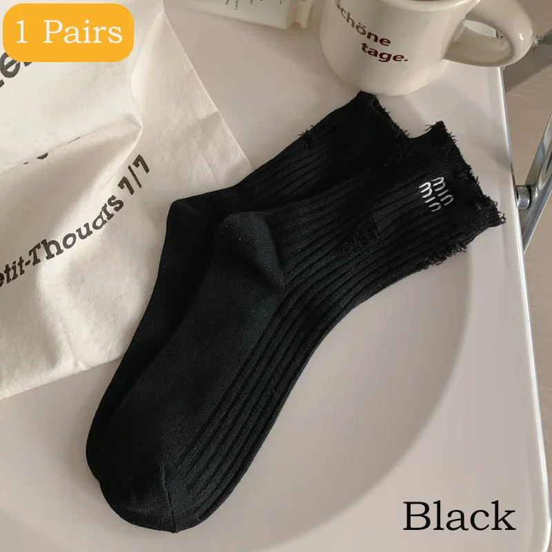 14B102-Black