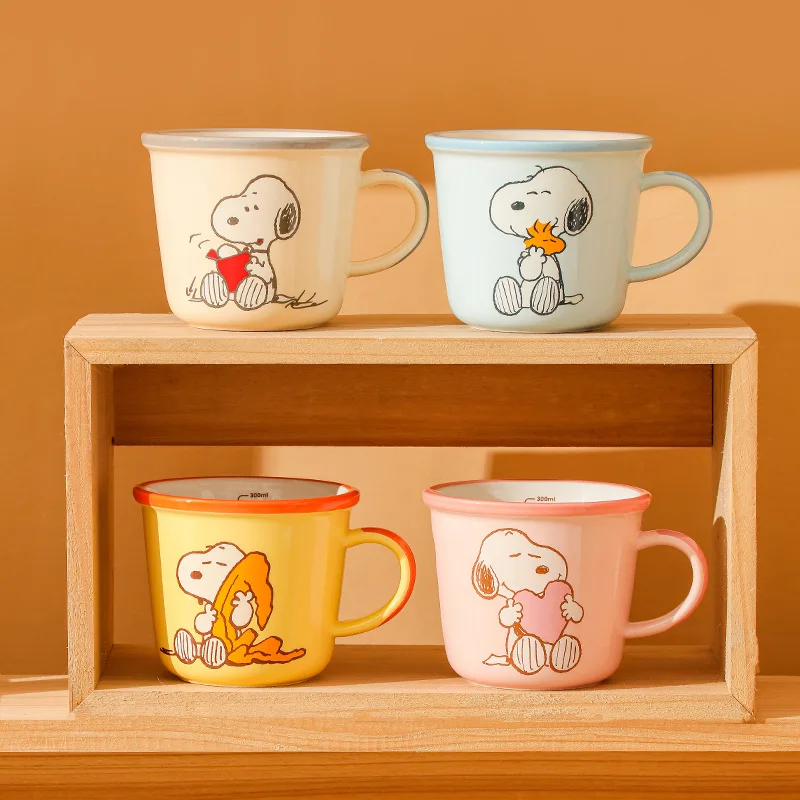 

Cartoon Anime Snoopy Graduated Mug Kawaii Water Cup Handle Tea Cup Coffee Juice Cup Breakfast Cup Ceramic Mugs Gift