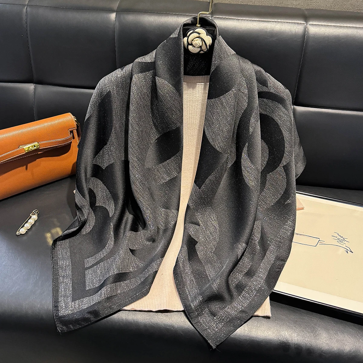 Latest Spring and Autumn Women's Fashion Hijab Silky Luxury Brand Soft Hijab Female Muslim Square Sun Protection Shawl