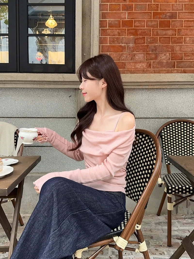 Fake Two-piece Off Shoulder Long Sleeve T-shirt Women's Sexy Slash Neck Flare Sleeve Base Shirt Top Autumn Casual Slim Fit Tops