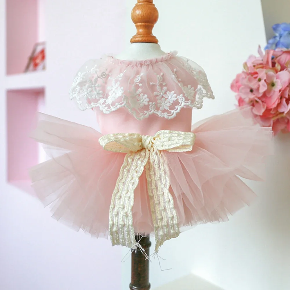 ‌Summer Pet Princess Dress - Lightweight Tulle & Lace Tutu Skirt for Small Dogs, Breathable Puppy Fashion for Parties (Pink)
