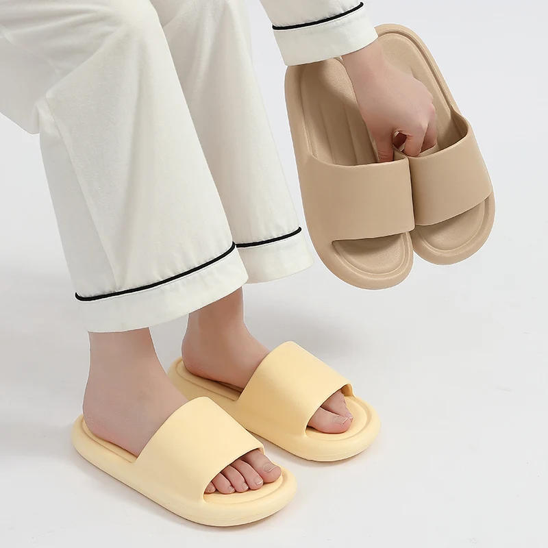 Summer Slippers Bathroom Non Slip Floor Flats Women Men Couples Shoe Thick Bottom Slides Indoor Outdoor Flip Flops Beach Sandals