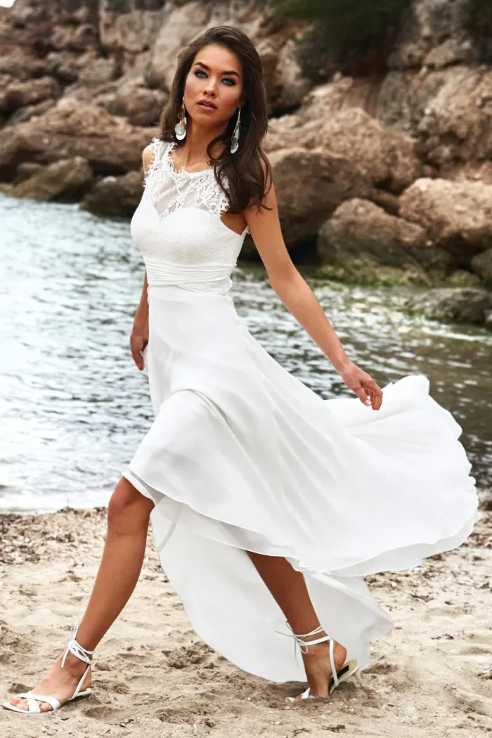 Simple elegant A line wedding dress special skirt sexy slit custom new bride dress beach auditorium romantic wedding 2024