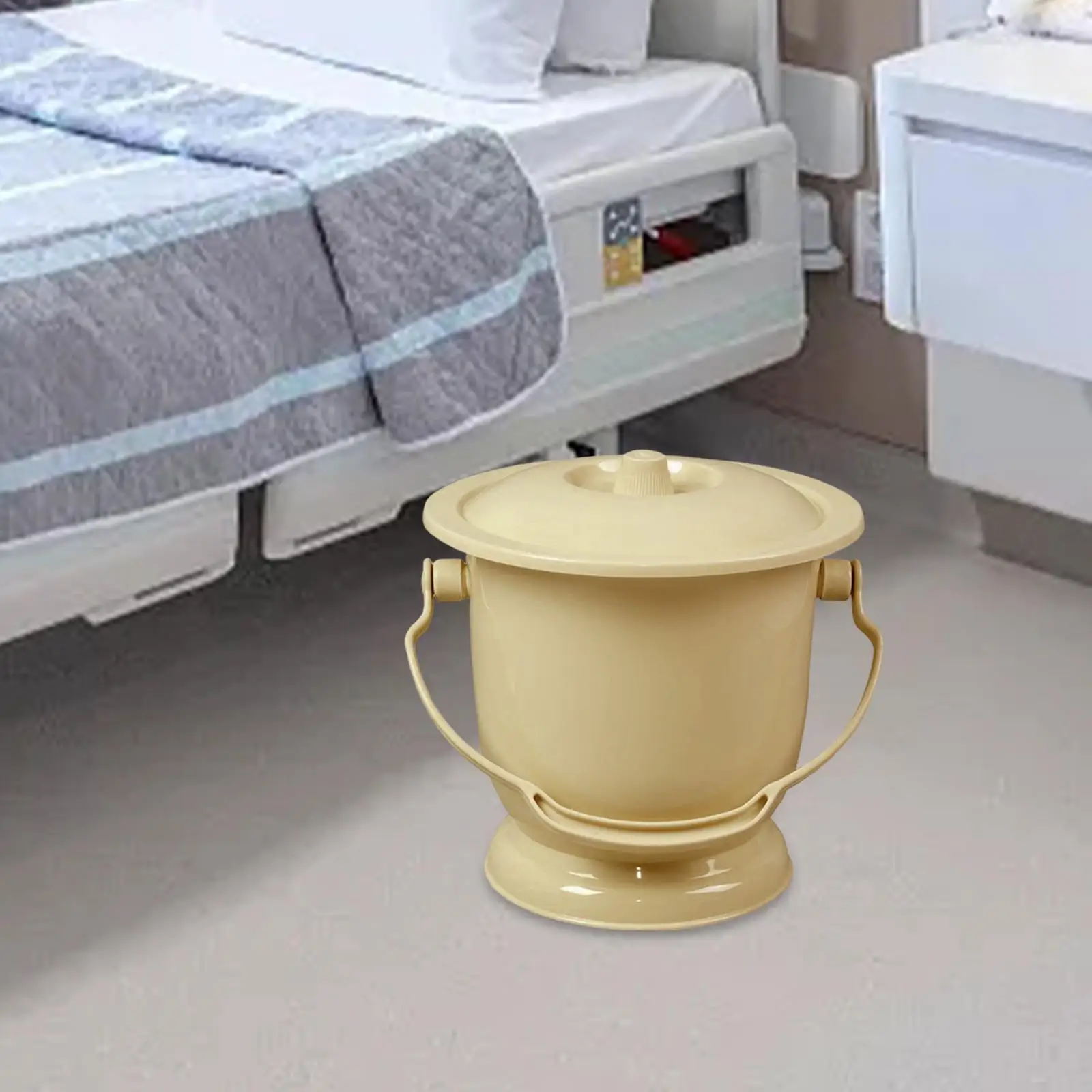 Chamber Pot with Lid Bedpan Spittoon Plastic Urinal Toilet Urinal Bottle