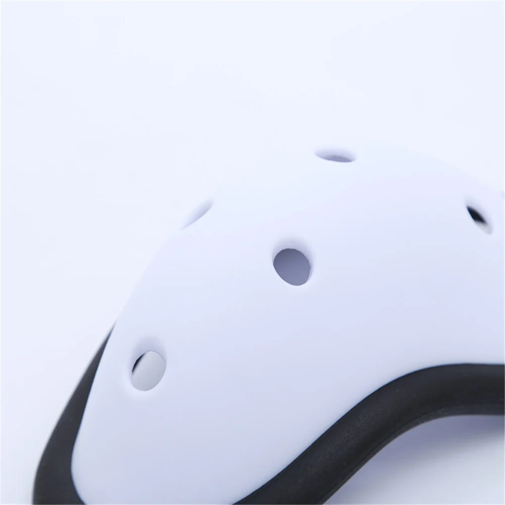 Football Crotch Protection Boys Men Sports Breathable Hollow Out Crotch Protector Guard Taekwondo Kick Boxing Protect football crotch protector
