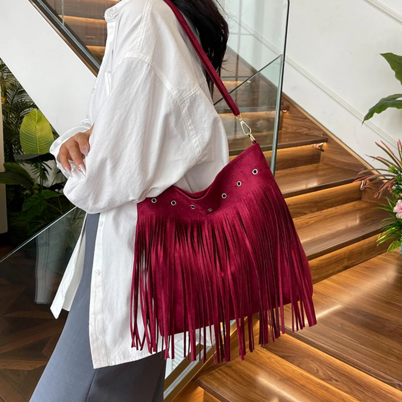 Boho Style Tassel Crossbody Bag Soft Frosted Tassel Straddle Bag Women Vintage Suede Shoulder Bag Casual Messenger Bag