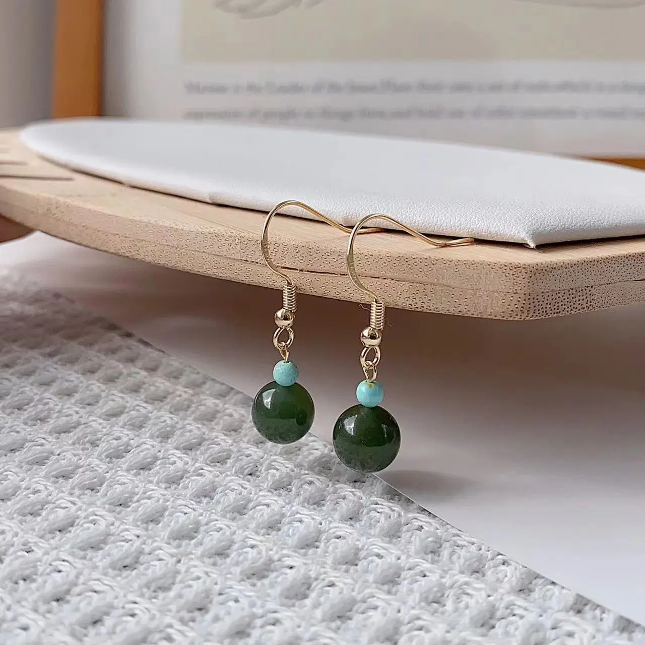 Hetian Jade Ohrringe Kleine vielseitige Ohrringe Nischendesign Senior Sinn für alten Stil Jade Ohrringe Mädchen Geschenk – Detail 16