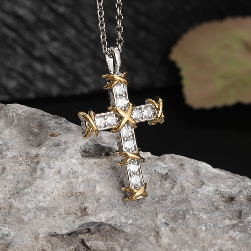 

Exquisite Shining Ice Crystal Zirconia Cross Necklace Pendant Women's Catholic Prayer Lucky Body Jewelry Gift