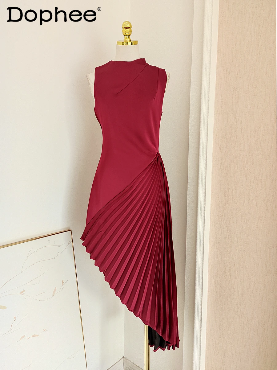 

Retro Pleated Stitching Asymmetric Sleeveless Waist-Tight Temperament Dress 2024 Spring New French Elegant Wine Red Dress Women