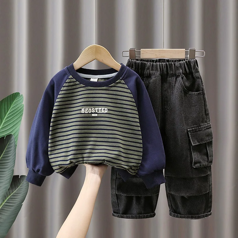 

Boys Clothing Sets 2023 New Children Fashion Cotton Patchwork Sweatshirts+Cargo Jeans 2Pcs Suits 2-10Year Sping Autumn Clothes