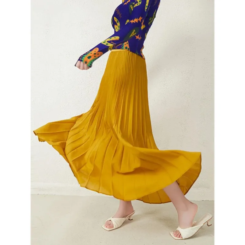 GGHK 미야케 플리츠 여성 A라인 하프 스커트, 퓨어 컬러, 하이 웨이스트 캐주얼, 루즈한 대형 마당, 우아한 하프 스커트, 가을 신상 