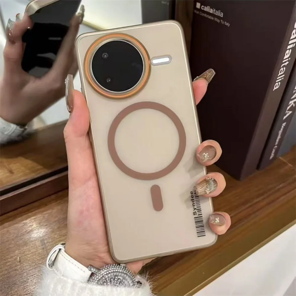 Ultra-Thin Matte Magnetic Wireless Charging Case - Clear Plastic Cover