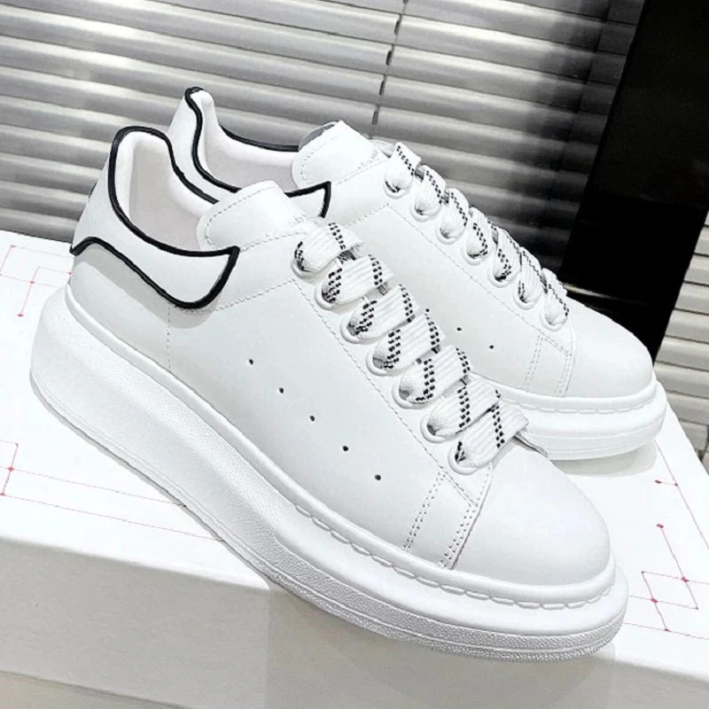 High quality new men's shoes drop rubber round head thick sole elevating casual shoes ladies small white fashion
