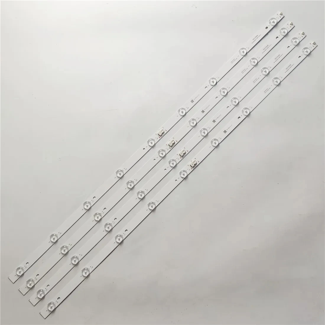 LED Backlight LED backlight strip 9 lamp for STV-LC40T800FL RF-BS400E32-0901S-06 A1 A0 HL-17400A28-0901S-09 A2 B0 LED40AAD1051E(T) L4032FHD