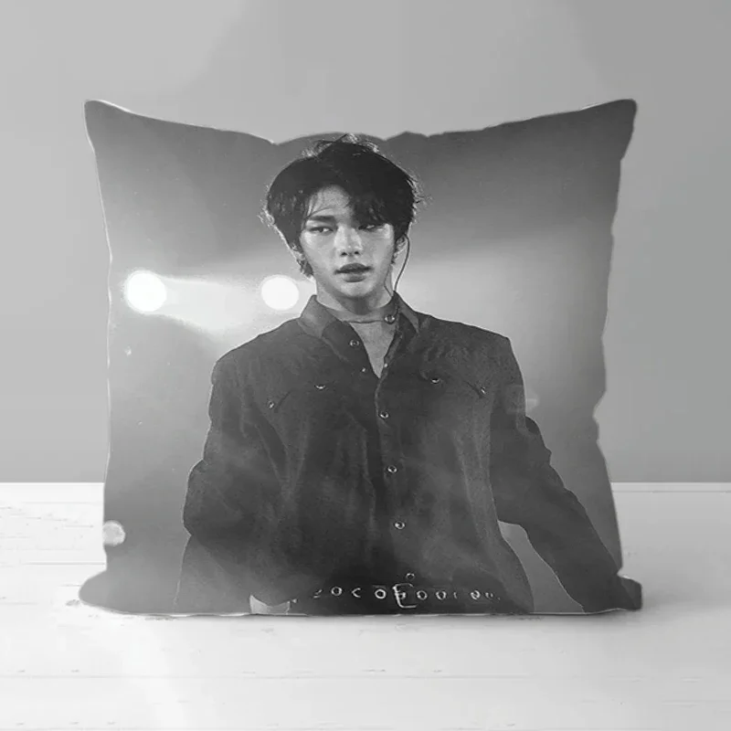 

Pillowcase KPOP Hwang Hyunjin 50x50Decorative Pillows for Bed Double-sided Printing Cushion Cover 45 × 45 Cushions Covers 45x45