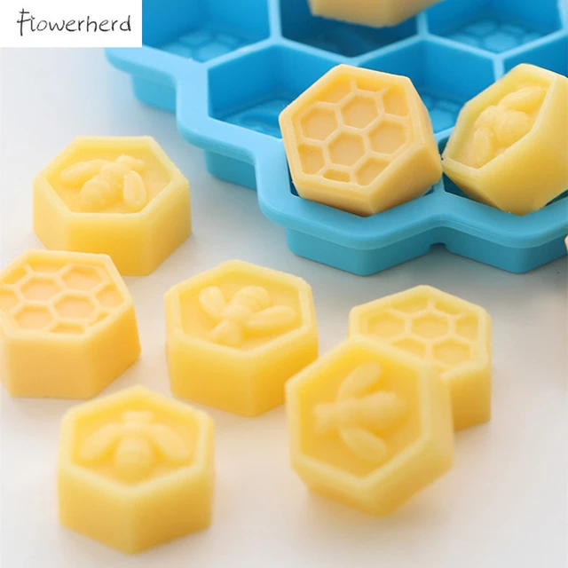 7 Cavity Bee Fondant Molds Flower Silicone Mold DIY Soap Mould 3D