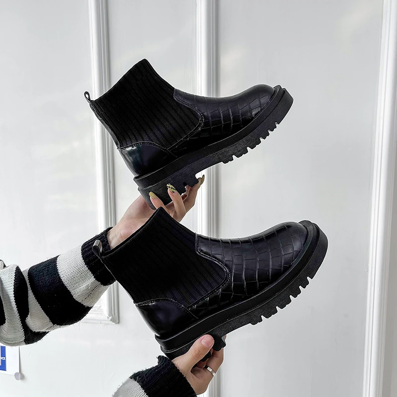 Women Ankle Boots Slip On Pu Leather Splicing Ladies Shoes Female Fashion Autumn Short Boot Non Slip Woman Platform Shoes New