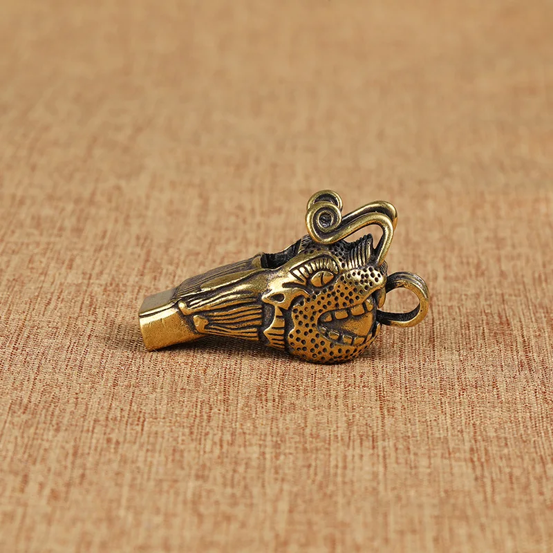 

1Pc Vintage Brass Dragon Head Whistle Car Keys Chains Pendants Men Women Outdoor Survival Tools Whistles Necklaces Keychains