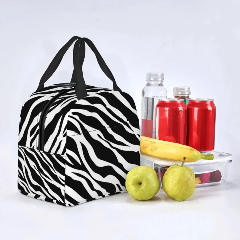 

Horse Zebra Pattern Print Lunch Bags Portable Insulated Oxford Cooler Bag Thermal Picnic Lunch Box for Women Kids