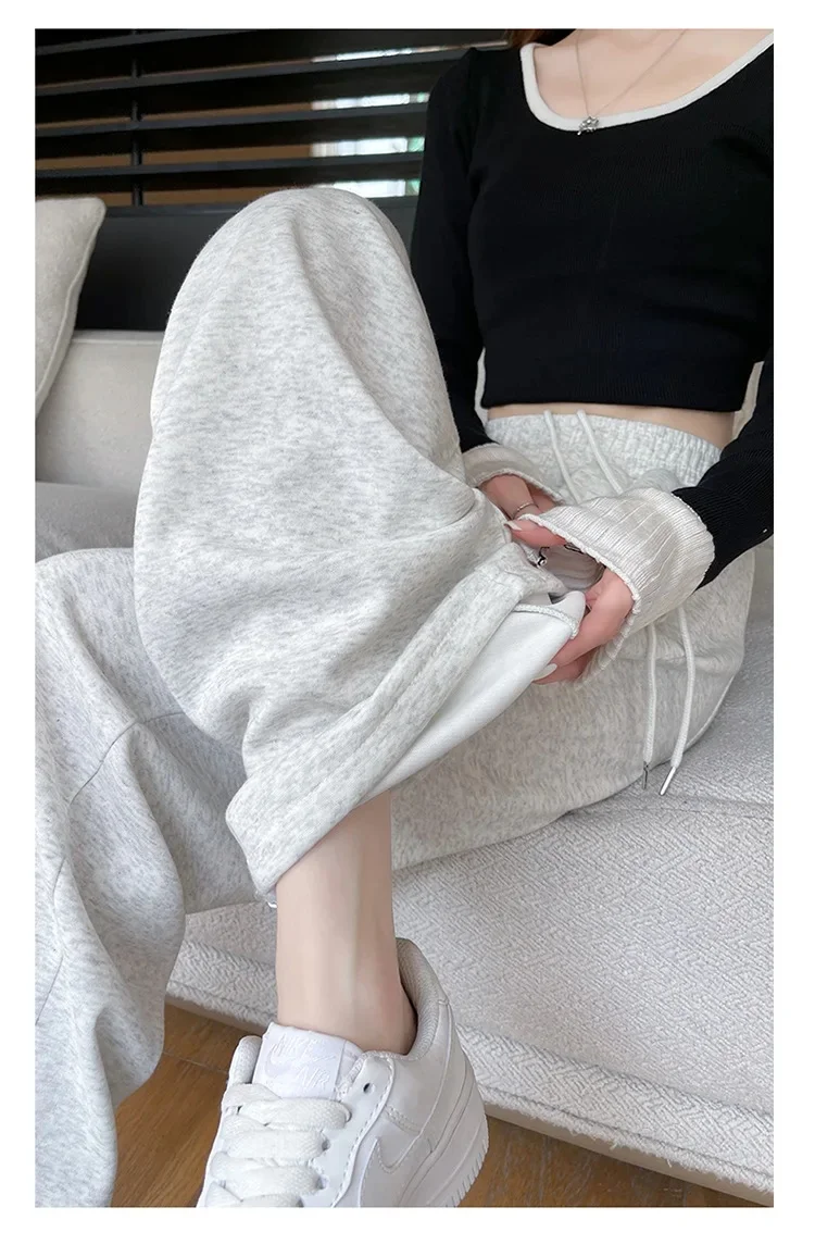 White and gray-[fleece-lined] with pockets