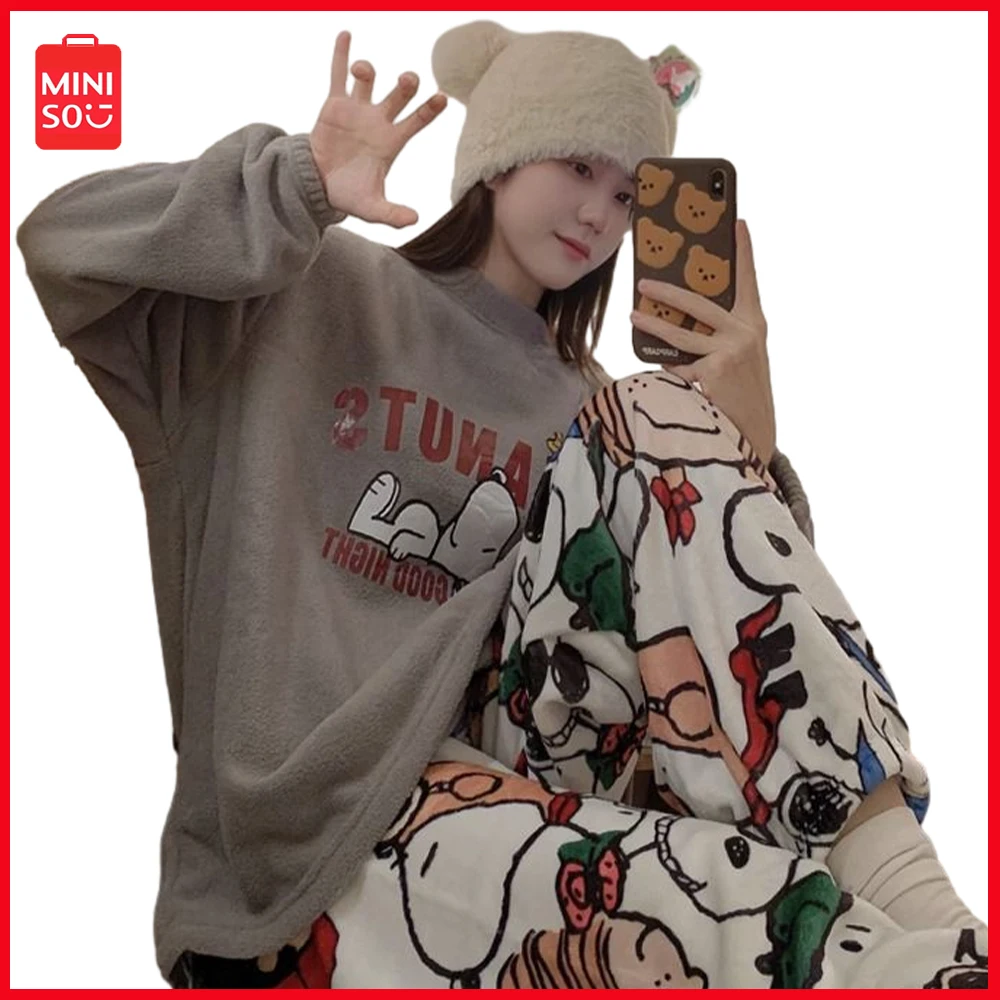 

2024 New Miniso Snoopy Cartoon Anime Korean Edition Women's Coral Plush Fashion Versatile Pajama Set Loose Warm Casual Homewear