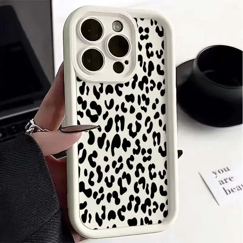 Chic Retro Black Leopard Print Phone Case Cover
