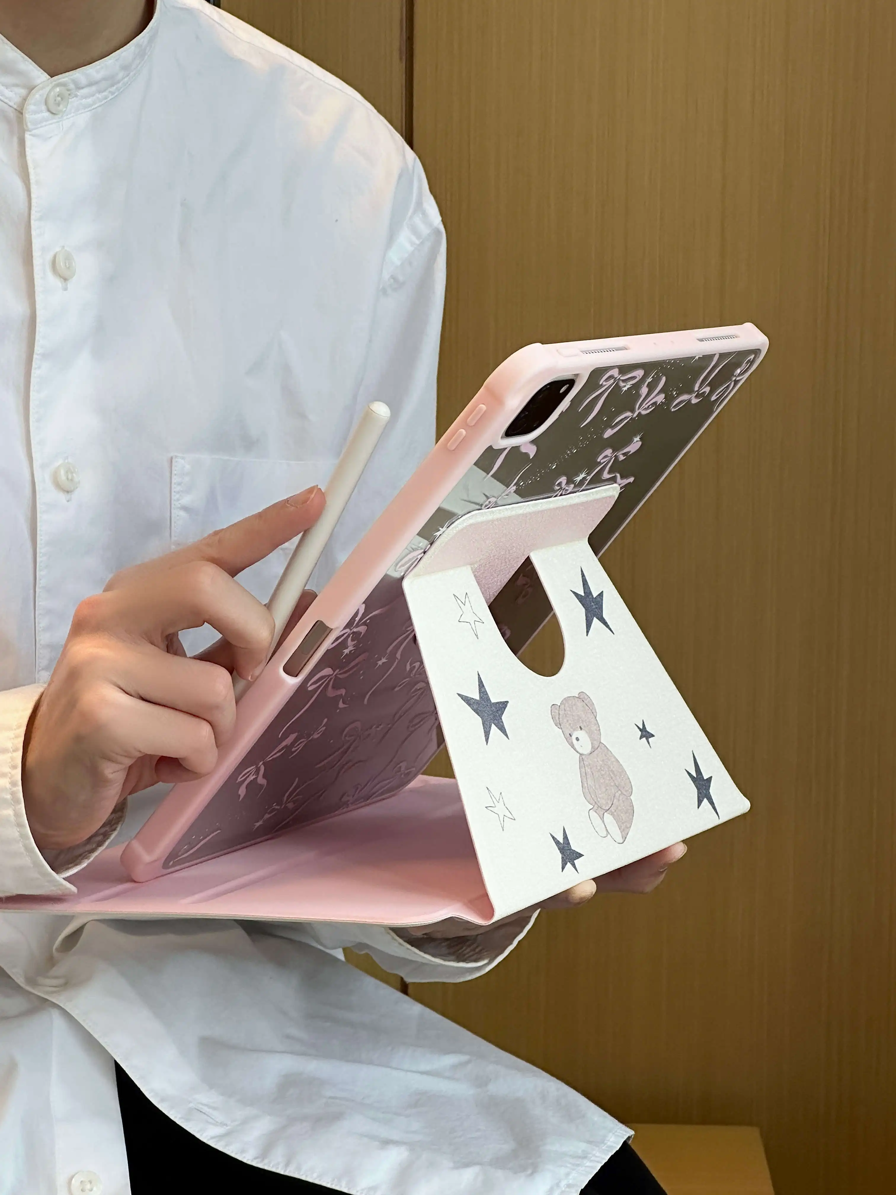 Bow Star Case for iPad
