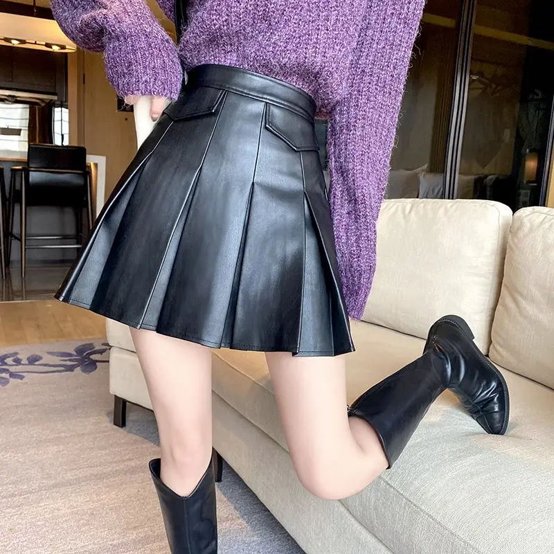 ★2024SS★韓国人気★ADERERROR★Levena skirt Leila Faux Leather Mini Skort • Shop American Threads