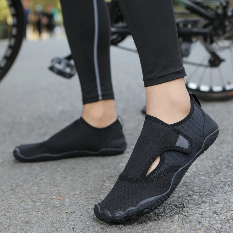 【New release】 Kid's Water Shoes Boys Girls Summer Beach Barefoot Shoes Quick Dry Aqua Sneakers Children Breathable Anti-slip Wading Footwear.