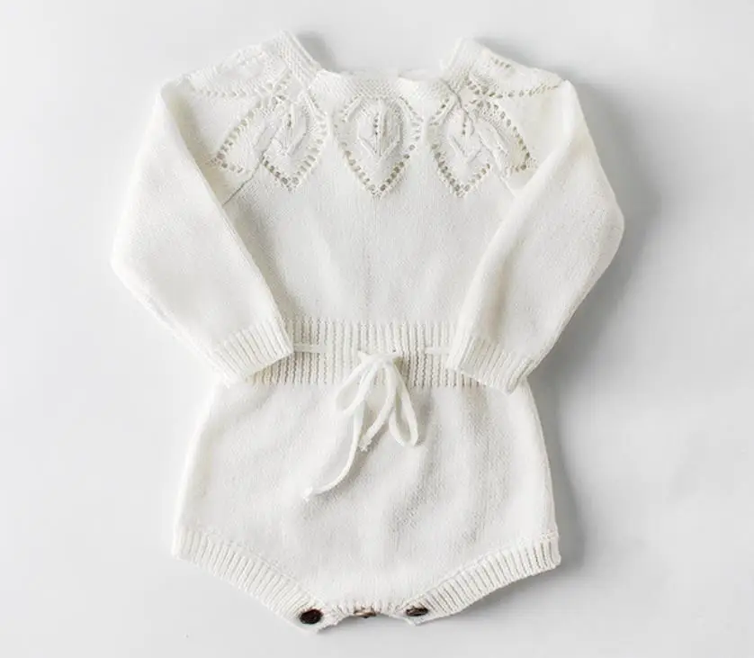 82059 White