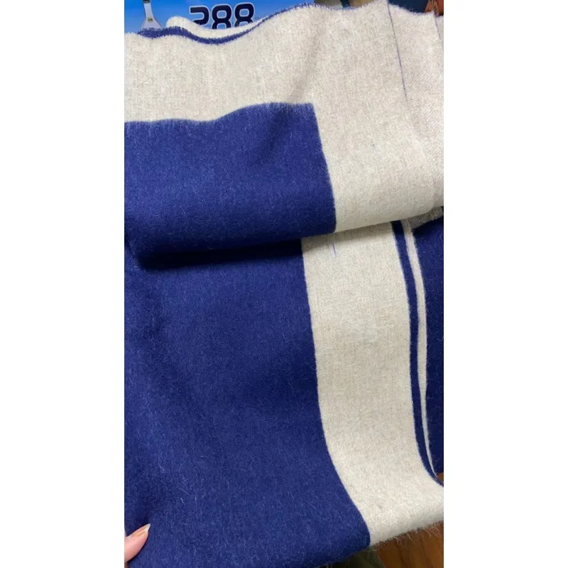 Ins Pure Cashmere Sheep Outdoor Cloak Blanket Woven Jacquard Blanket Knitted Blanket Merino Wool Blanket Cover Blanket