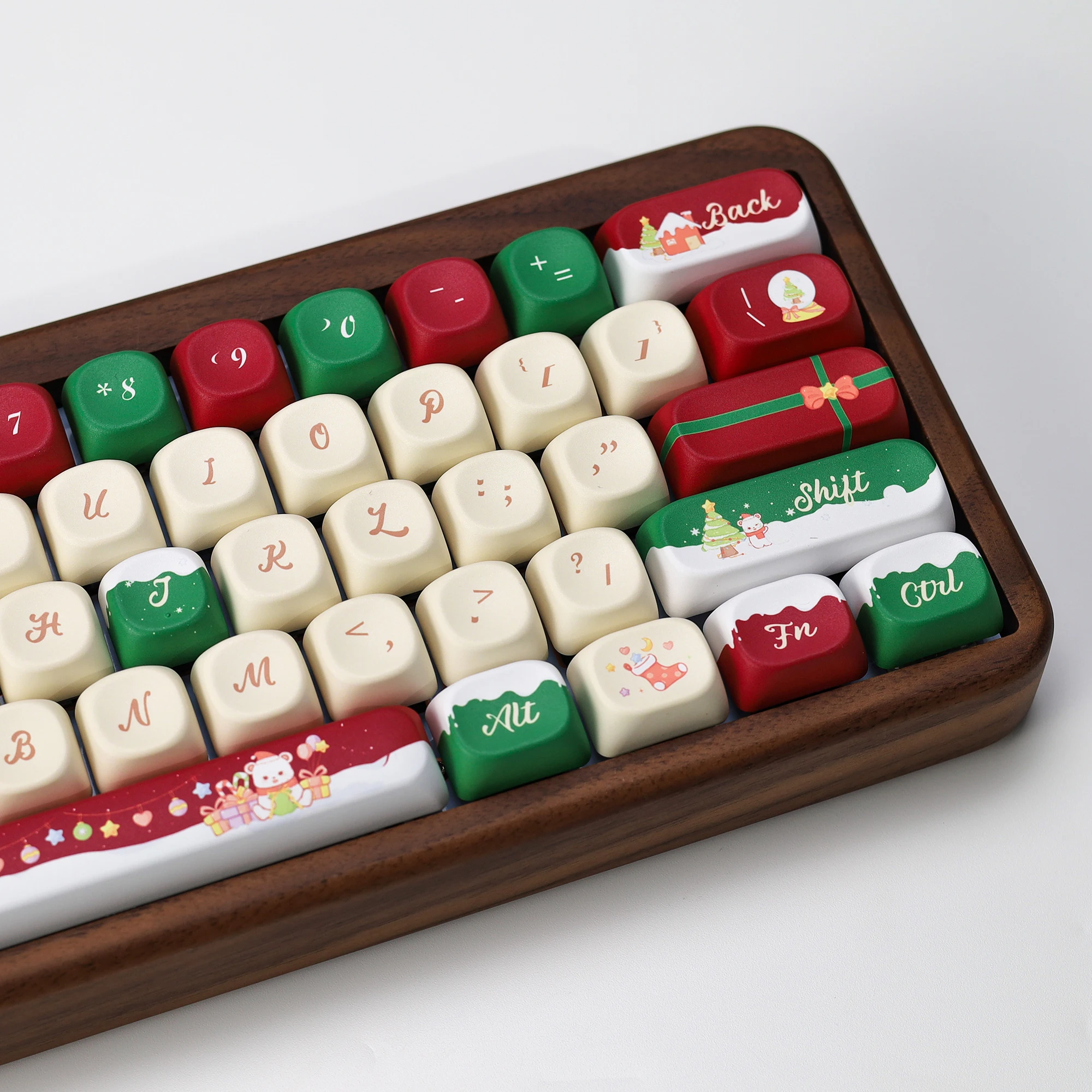 KBDiy Weihnachtsbären-Tastenkappen, süßes Geschenk, PBT-KOA-Profil, Alice ISO-Tastenkappe für 60 mechanische Tastaturen, Gaming, individuelles DIY, 133-Tasten/Set – Detail 12
