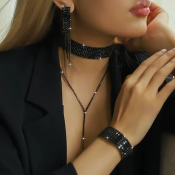 Women's fashionable and simple tassel jewelry set, light luxury style and high-end accessory 1