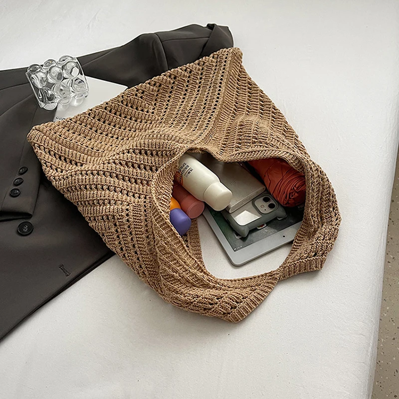 2024 Brand Women Tote Knitting Handbag Triangle Design Summer Woven Beach Bag Lightweight Elegant Portable Shoulder Purse