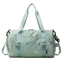 Versatile Graffiti Print Waterproof Gym and Travel Bag (Green)